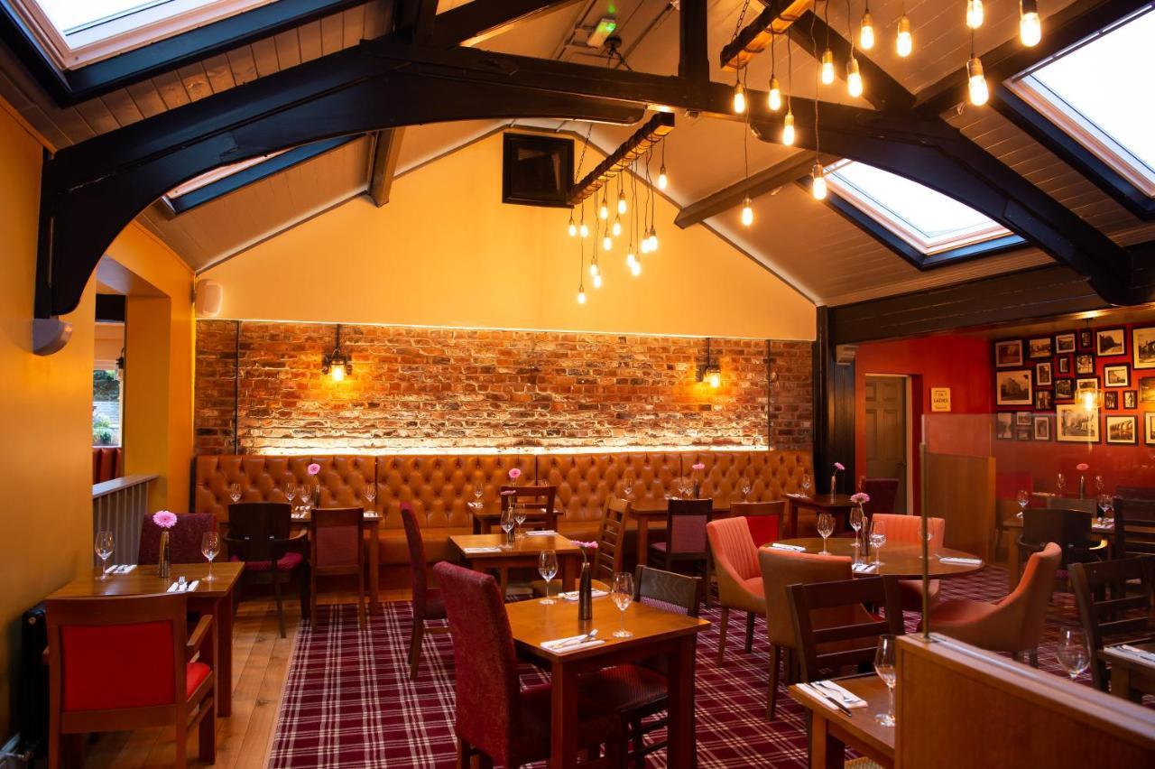 The Kirkfield Hotel Newton le Willows Bagian luar foto