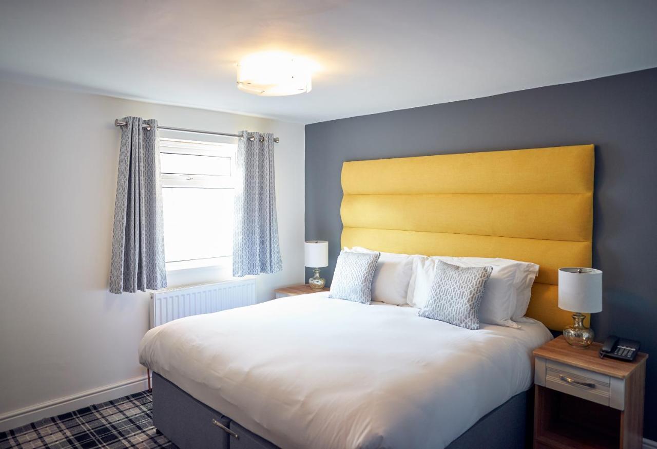 The Kirkfield Hotel Newton le Willows Bagian luar foto